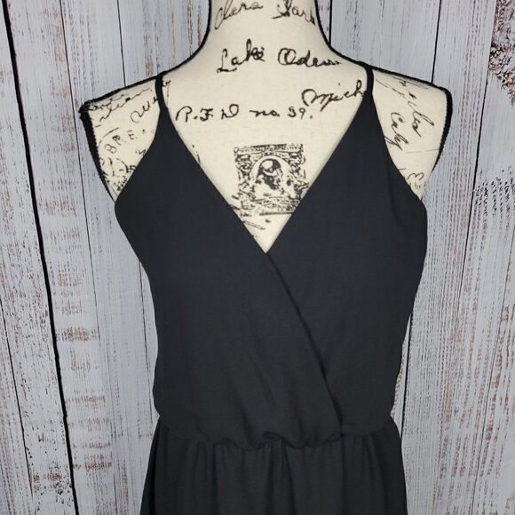 Charming Charlie Blouson Classic Mini V-Neck Cinched Waist Little Black Dress - Picture 2 of 7